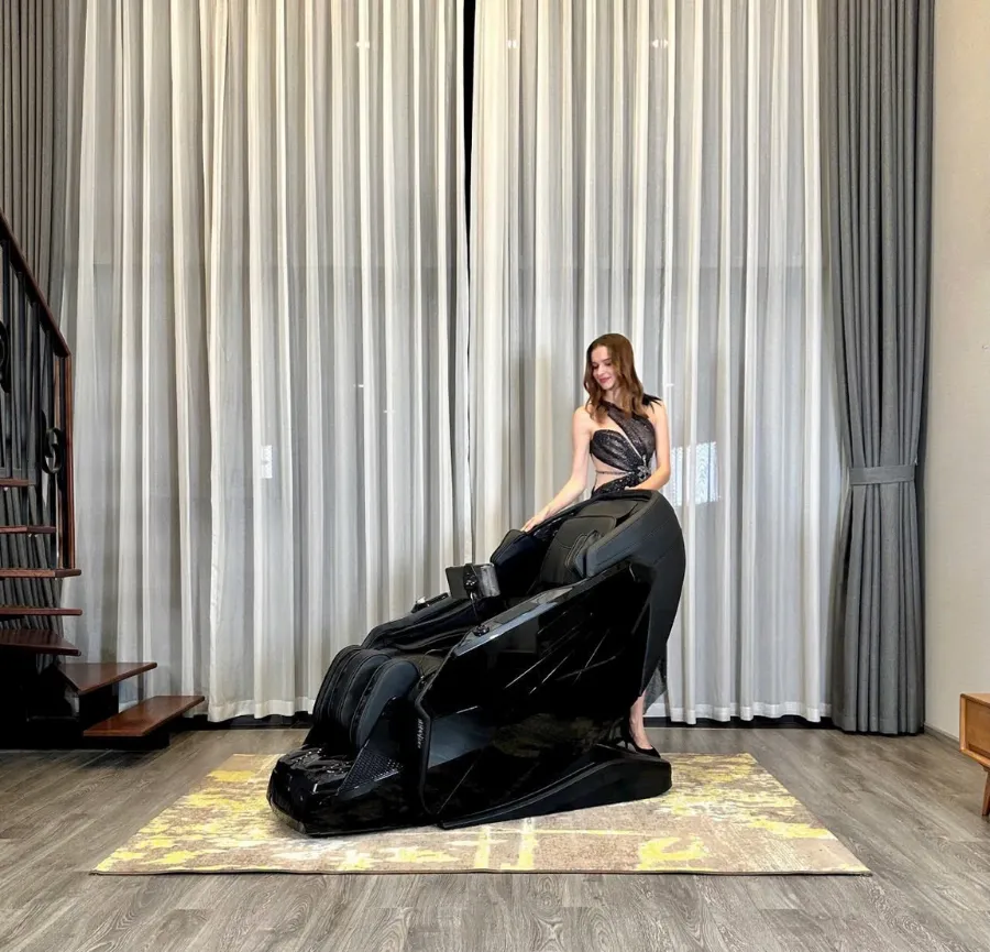 Ghế Massage Toàn Thân CZ918 PLUS