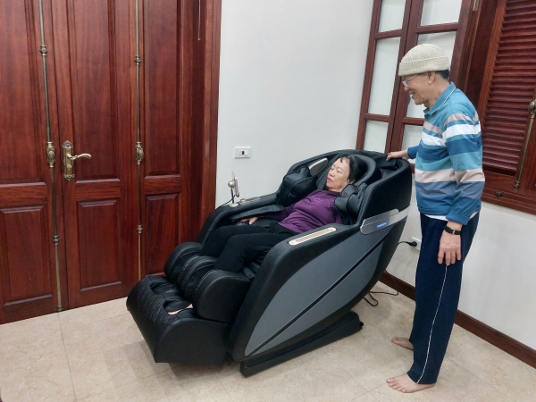 Chỉ nên ngồi ghế massage quá 30 mỗi ngày