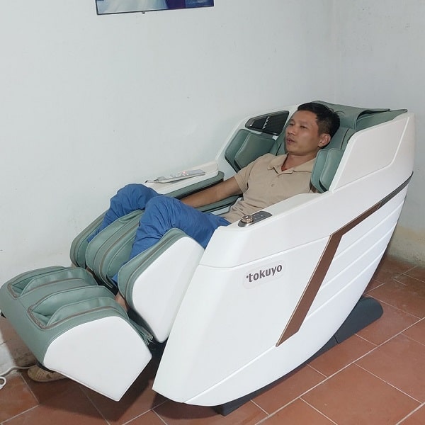 Đã đặt mua 2 ghế massage TC-698 tặng bố mẹ